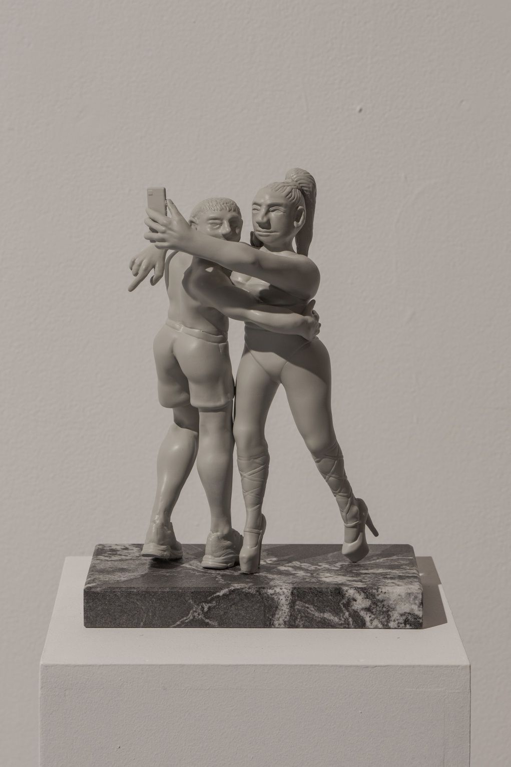 Wspólna wystawa artystów z Polski i Litwy w U-jazdowskim z okazji 100-lecia niepodległości obu krajów