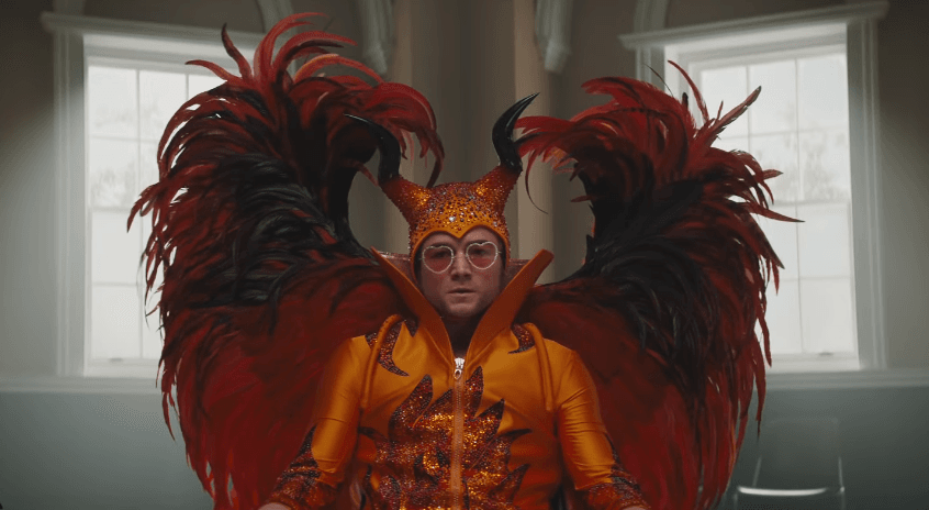 Pierwszy pełny trailer filmu o Eltonie Johnie to zestaw niesamowitych strojów i pięknych kadrów