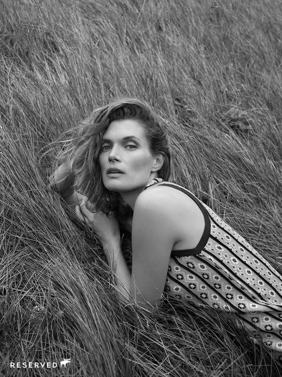 Małgosia Bela, łoś i surowe piękno natury w efektownym wideo. Czyta Krystyna Czubówna