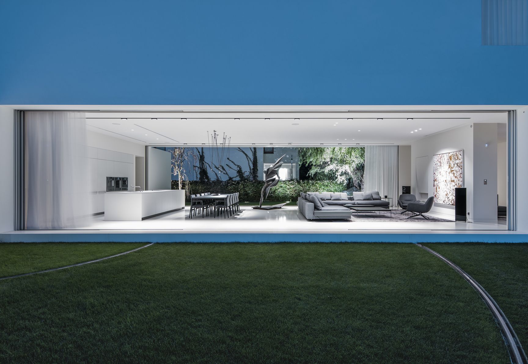 Dom, którego taras podąża za słońcem. Projekt katowickiego biura architektonicznego zachwycił świat