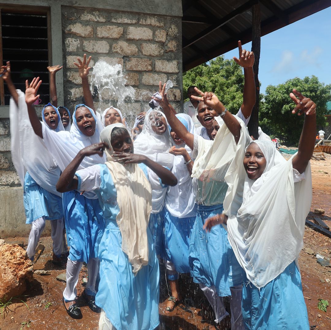 W Kenii powstała pompa solarna, która uzdatnia do picia wodę z oceanu – rozwiązanie kryzysu wodnego?