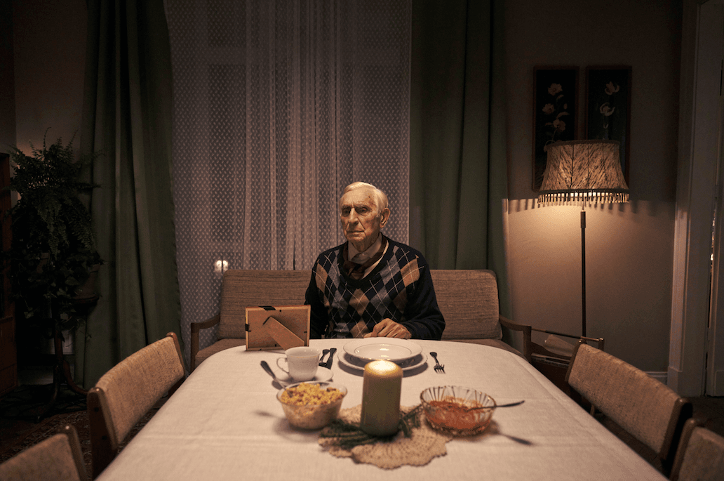 Święta to smutny okres dla samotnych seniorów. Akcja Podaruj Wigilię może to zmienić