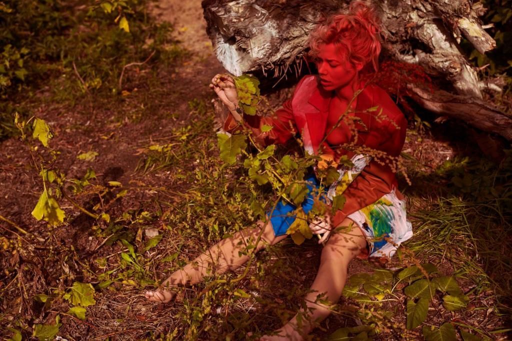 "Traktuję czas abstrakcyjnie". Marianna Zydek to aktorka o wielu różnych talentach [wywiad]