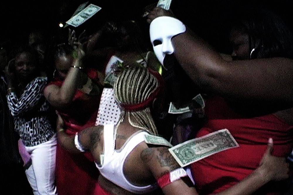 PornHub wypuszcza pierwsze nie-porno i chce inwestować w sztukę