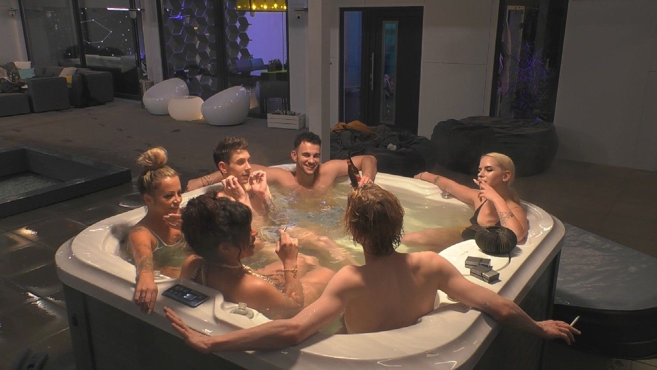 Uczestnicy "Big Brothera" do wczoraj nie wiedzieli o koronawirusie. Słusznie?