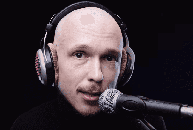 Krzysztof Gonciarz przekazał dochód z reklam Andrzeja Dudy na stowarzyszenie LGBT+