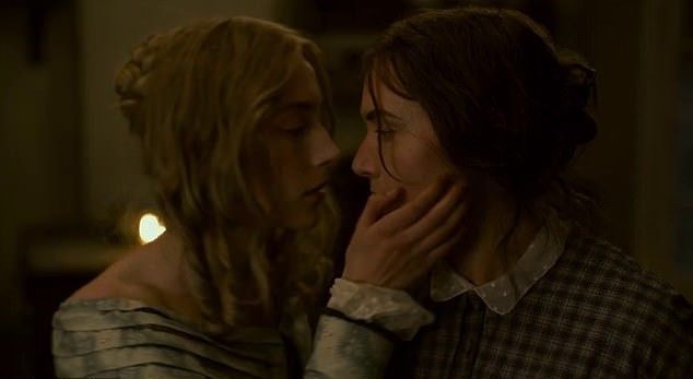 Kate Winslet romansuje z Saoirse Ronan w intensywnym zwiastunie "Ammonite"