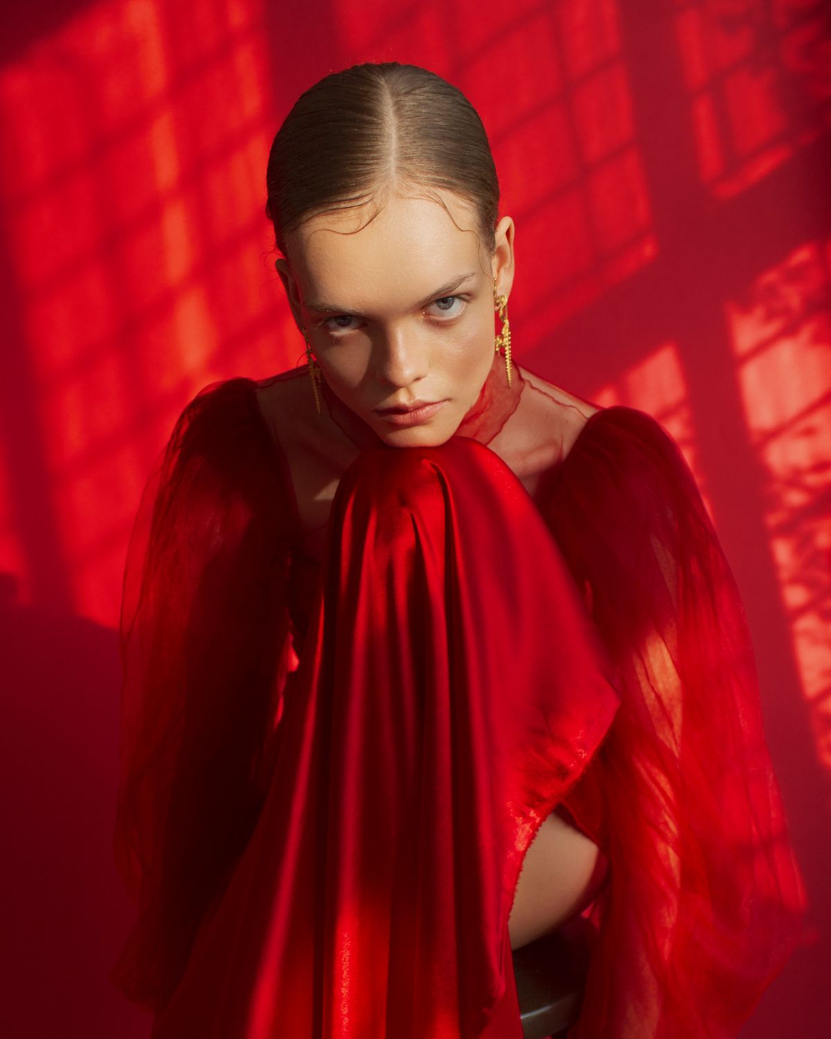 Świeżość i kobiecość, czyli dużo dobra od młodych projektantek w sesji modowej Olki Van