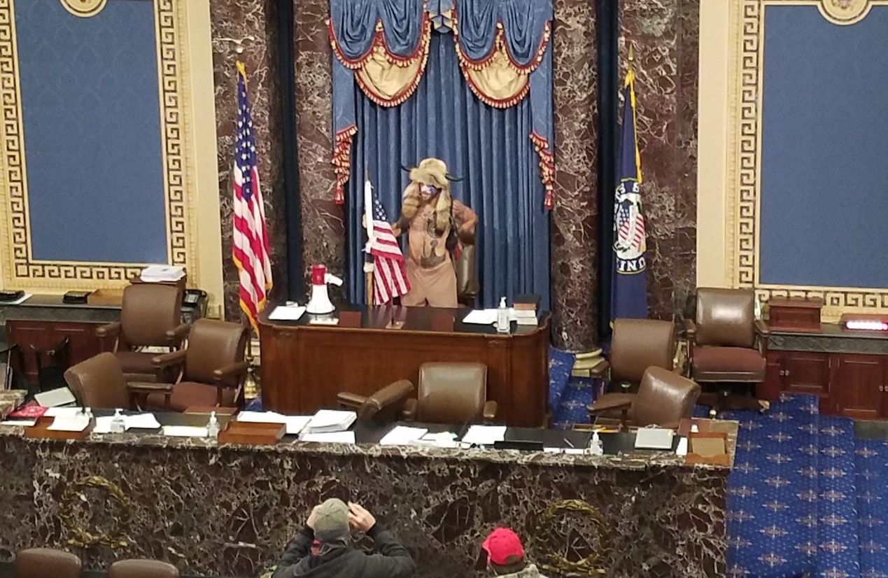 Szturm na Kapitol. TVP porównało zwolenników Trumpa do polskiej opozycji