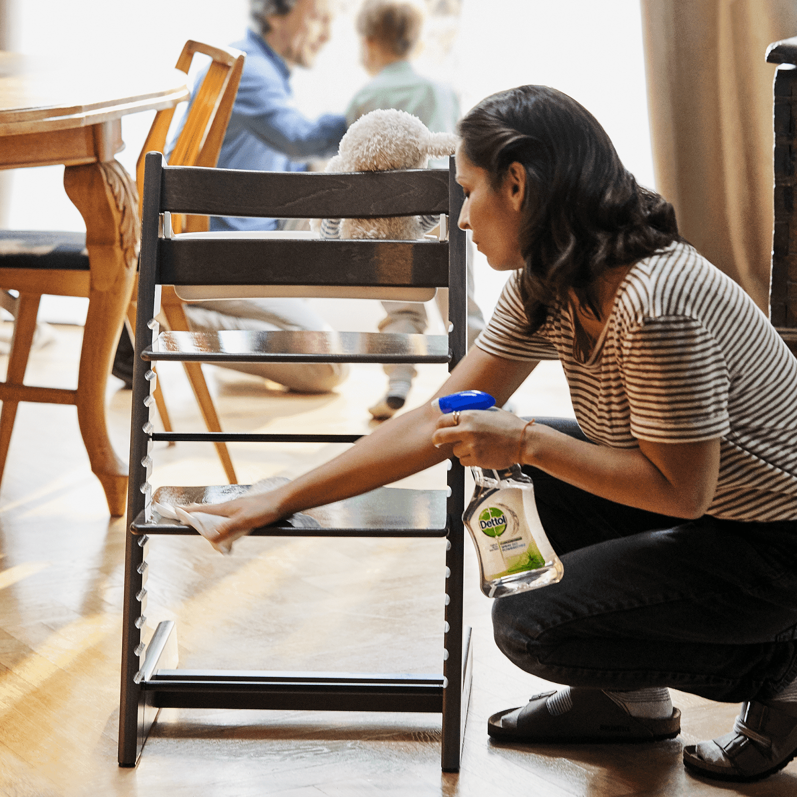 Skuteczność produktów Dettol przeciwko COVID-19 potwierdzona