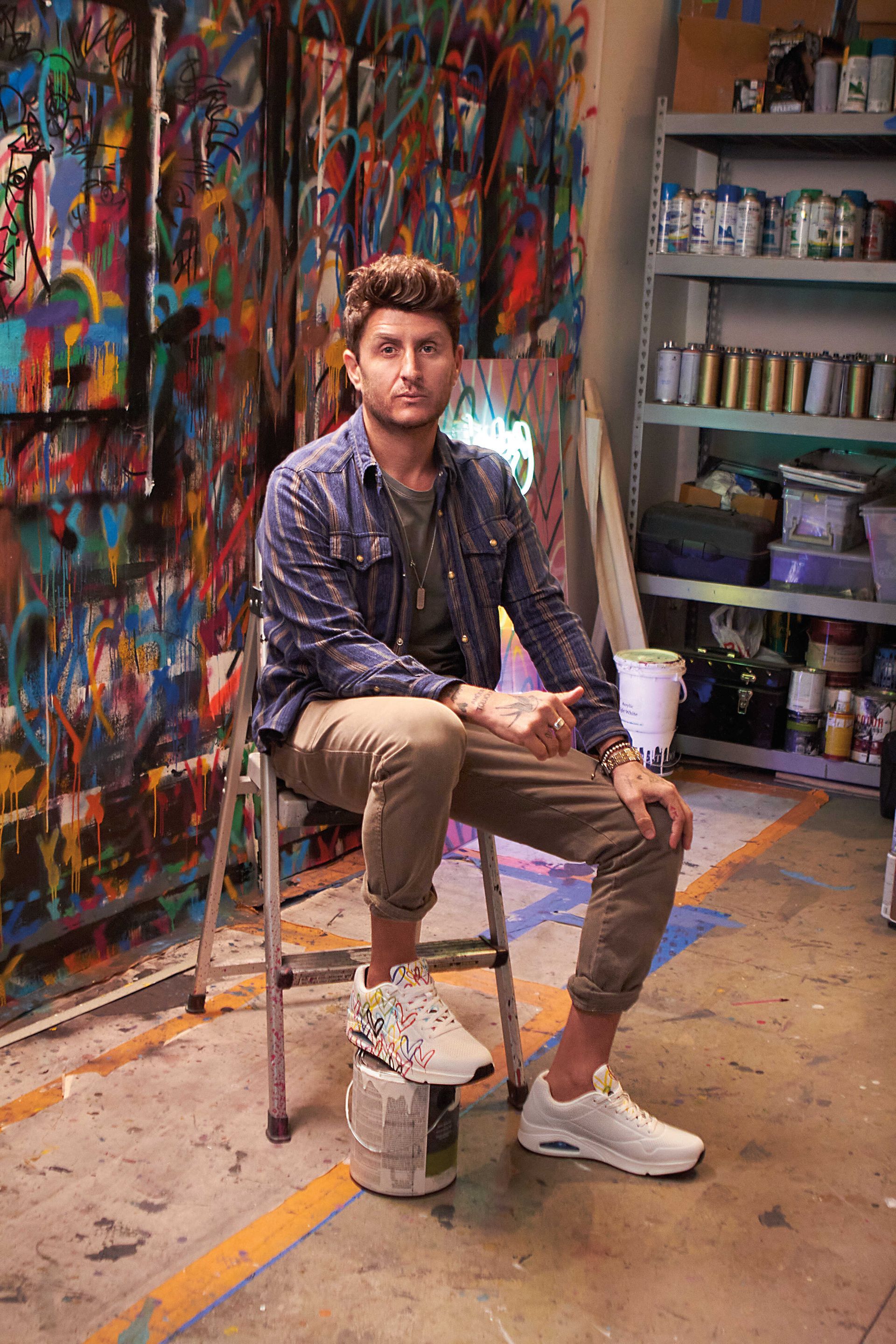 Buty inspirowane miłością i słynny muralista. Pierwsza kolekcja Skechers x James Goldcrown