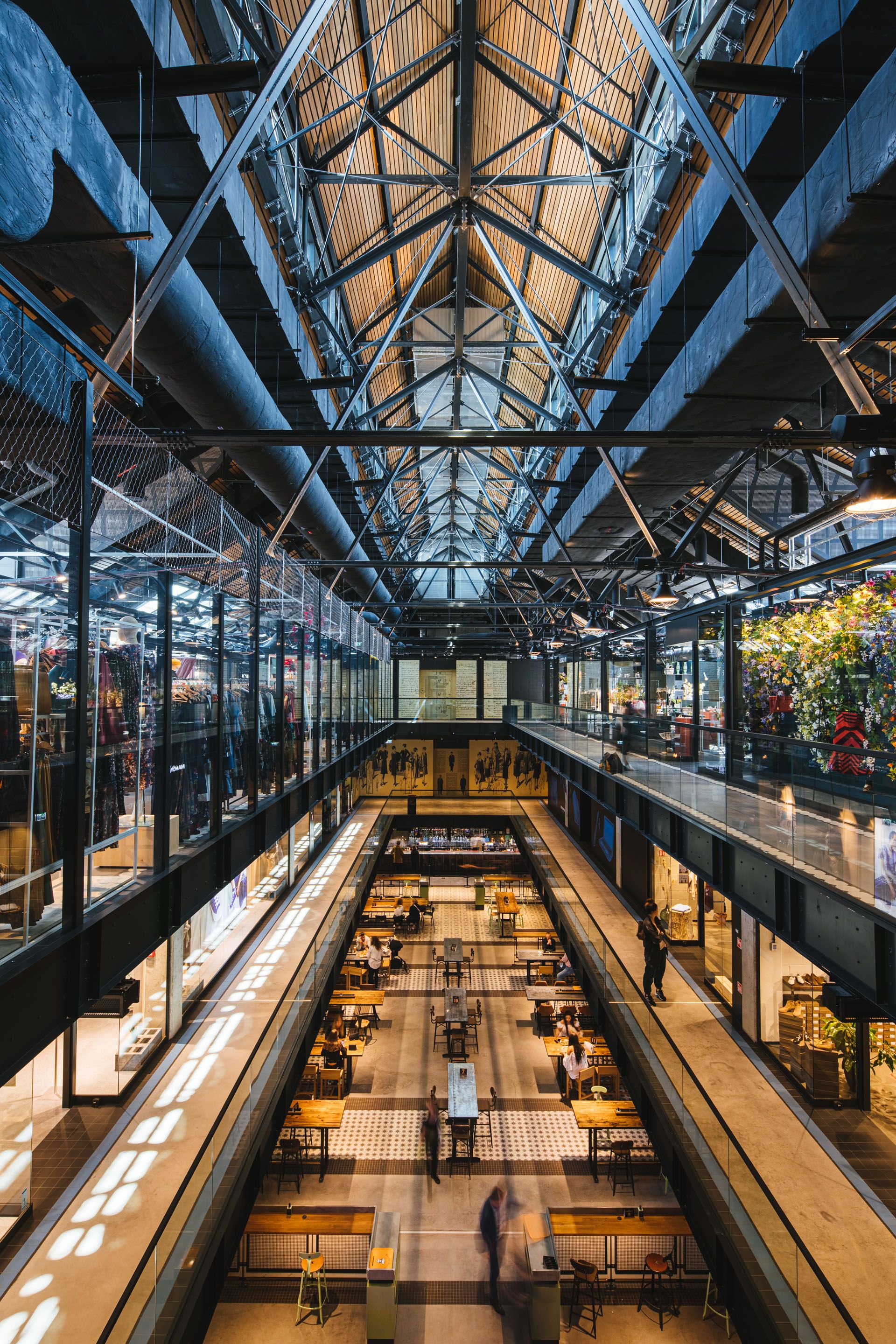 To już rok, od kiedy światło Elektrowni Powiśle rozbłysło na nowo