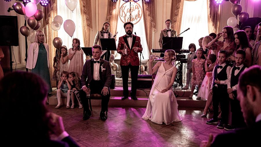 Smarzowski znowu nakręcił „Wesele”, ale inne niż to poprzednie. Premiera już niedługo