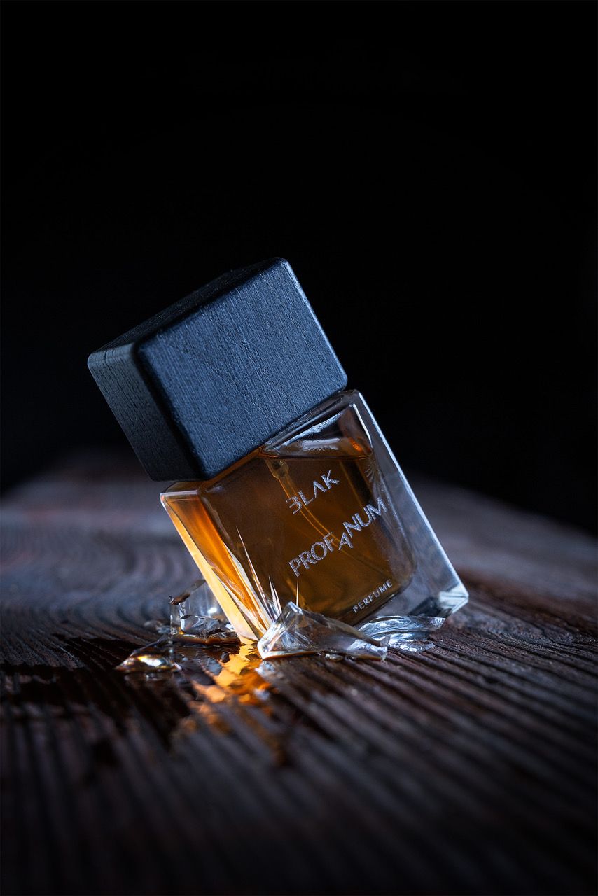 Było SACRUM, teraz pora na PROFANUM. Dziś premiera nowego zapachu Piotra Blaka z Sorry Boys