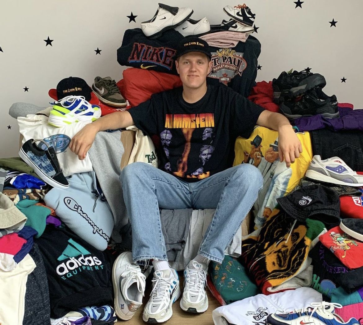 Bloger znajduje perełki w lumpeksach i pokazuje je w sieci. Nam zdradził, jak to się robi [wywiad]