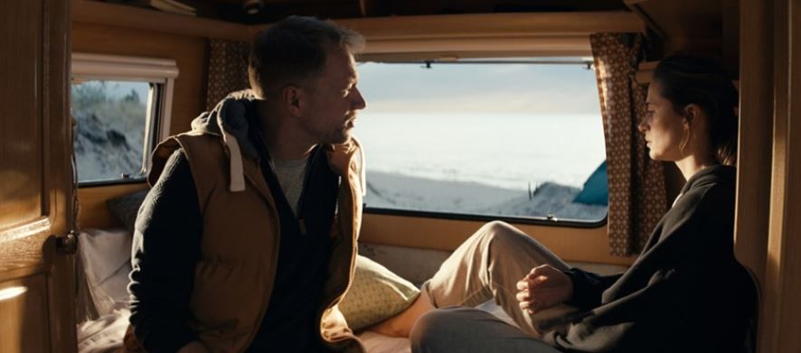 Taka sobie ta Majówka i taki to sobie film