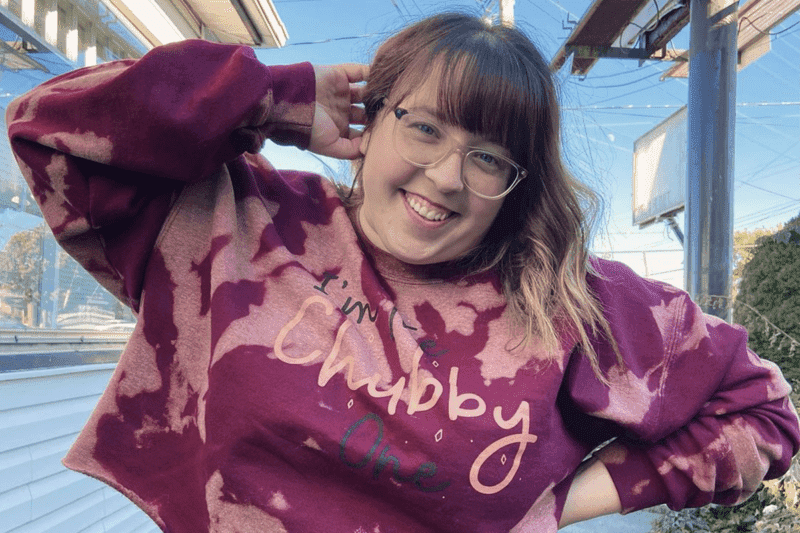 Kobieta plus-size dostaje okrutne komentarze, bo jej mąż jest zbyt atrakcyjny