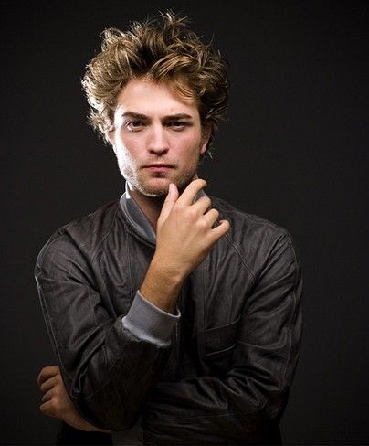 Robert Pattinson kolejnym celebrytą – kuratorem sztuki