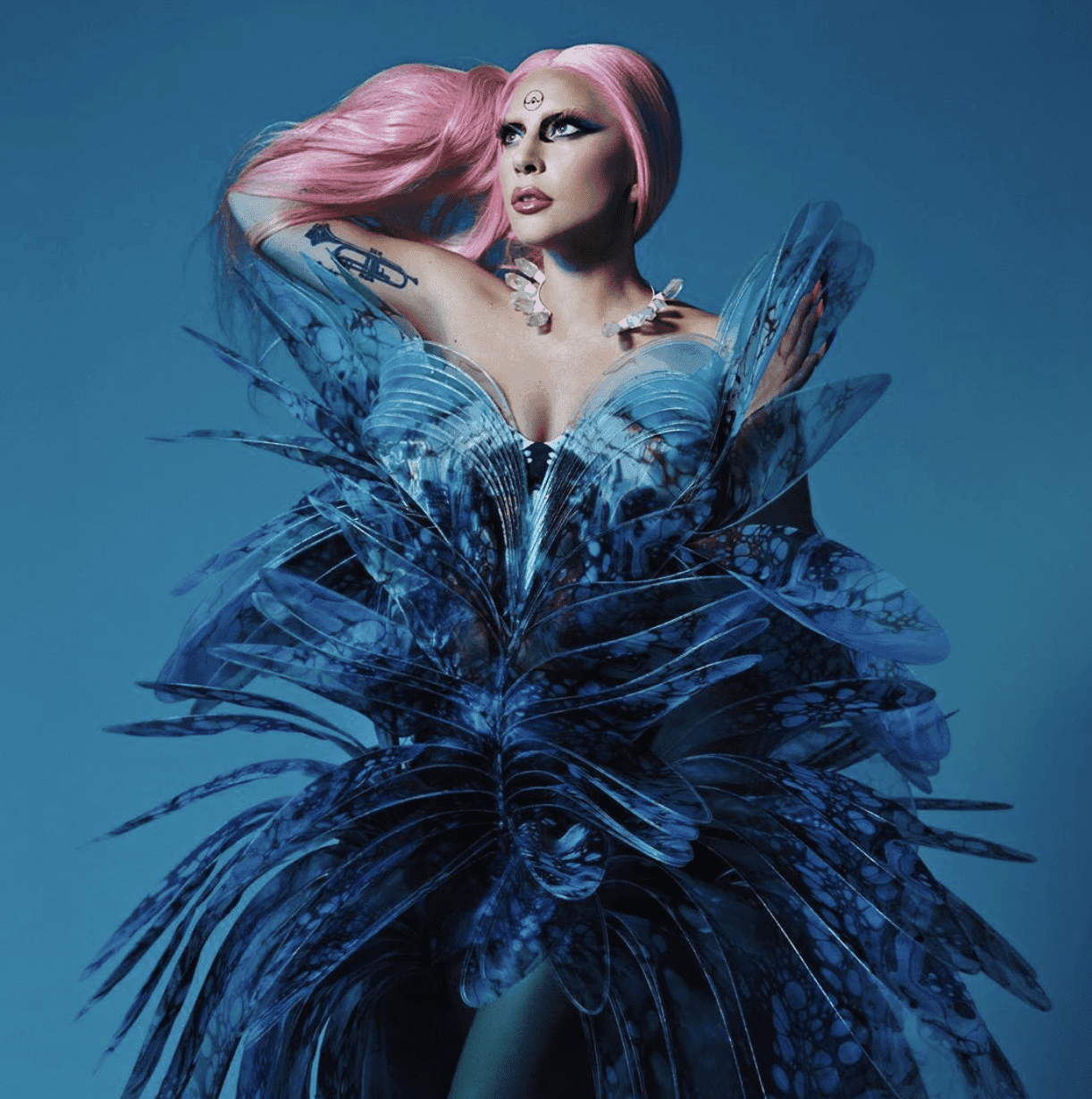 Wykładowca poucza mnie w modzie wyższej [felieton]