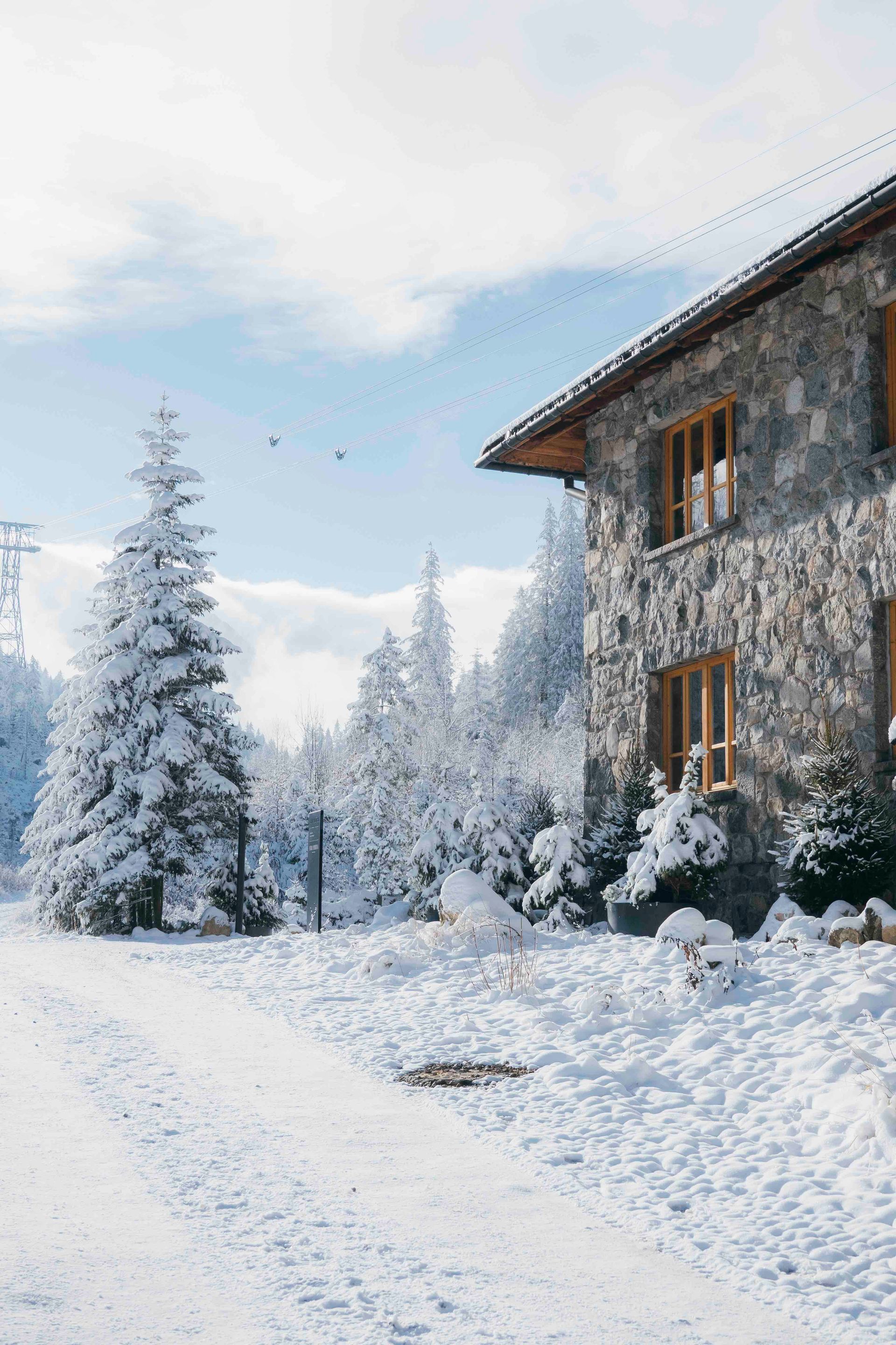 Odpoczynek w sercu Tatrzańskiego Parku Narodowego w zabytkowym budynku na obszarze Natura 2000. Nie potrzeba niczego więcej