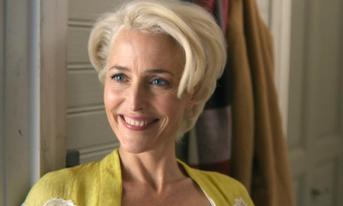 Gillian Anderson szykuje książkę o fantazjach seksualnych kobiet i czeka na twój list!
