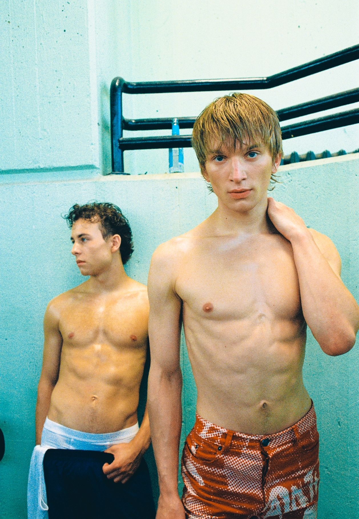 Voguing, nagość i zabawa – Polak wystąpił w gorącym klipie Troyego Sivana [WYWIAD]