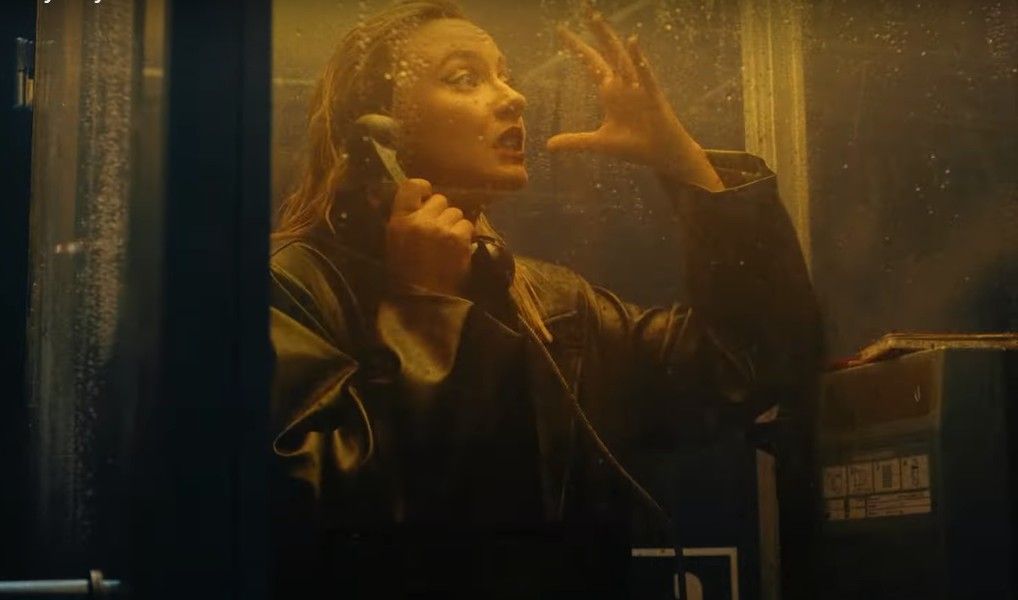 Natalia Nykiel wraca do electropopu i mówi „Bye Bye” starej sobie w nowym klipie!