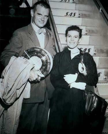 To małżeństwo zmieniło bieg historii designu. Poznajcie Ray i Charlesa Eames