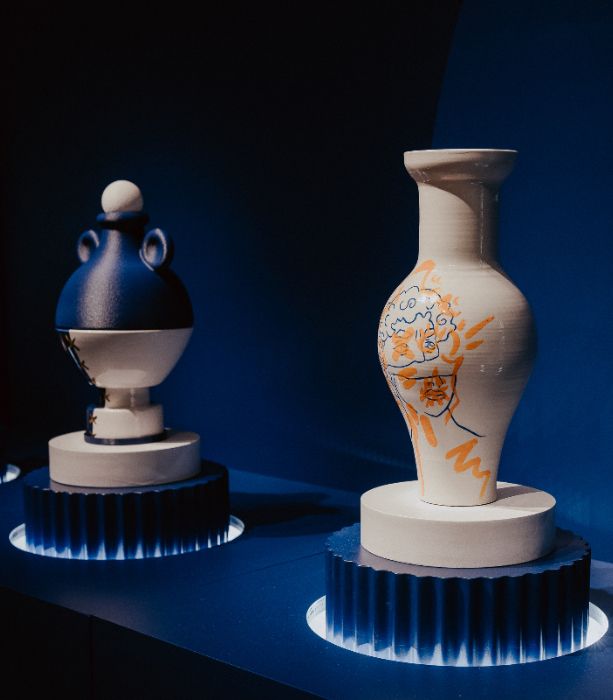 Polska ceramika w greckim duchu. Oto wyjątkowa kolekcja 12 waz stworzonych przez najmodniejsze rodzime pracownie