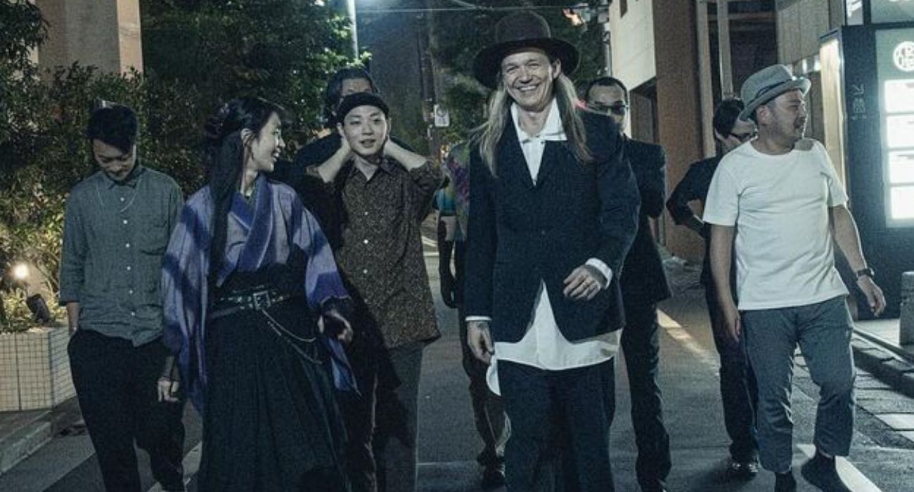 Wojtek Mazolewski wyruszył w trasę po Japonii – znamy szczegóły!