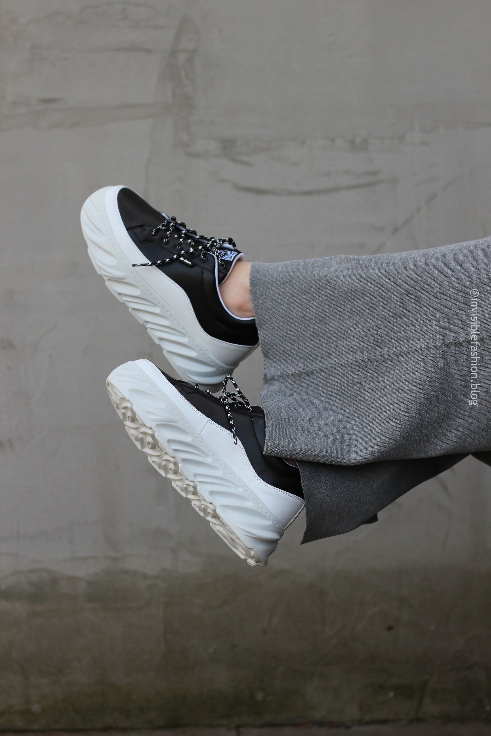 Trampki i sneakersy Lee Cooper, które pokochasz latem