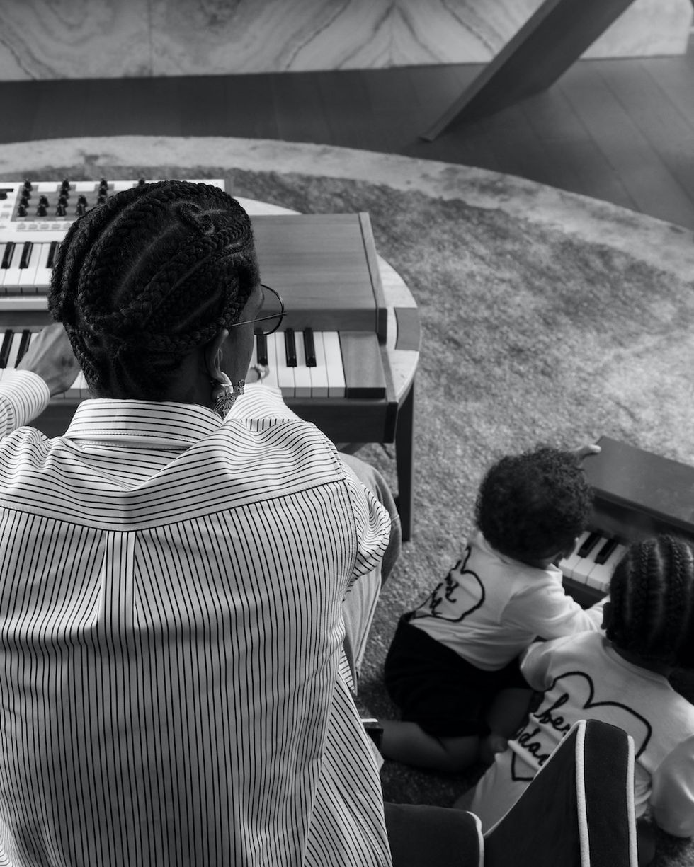 A$AP Rocky z dwójką synów w urzekającej kampanii Bottegi Venety z okazji Dnia Ojca