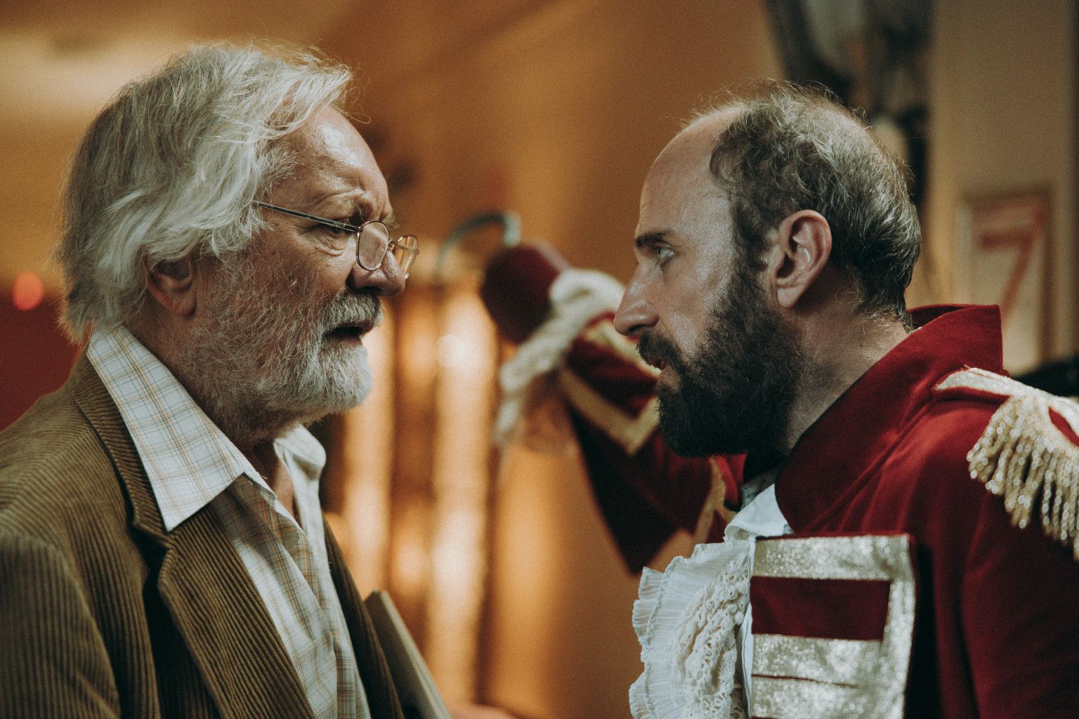 Łukasz Simlat w roli głównej – dzisiaj premiera „Sezonów” [WYWIAD]