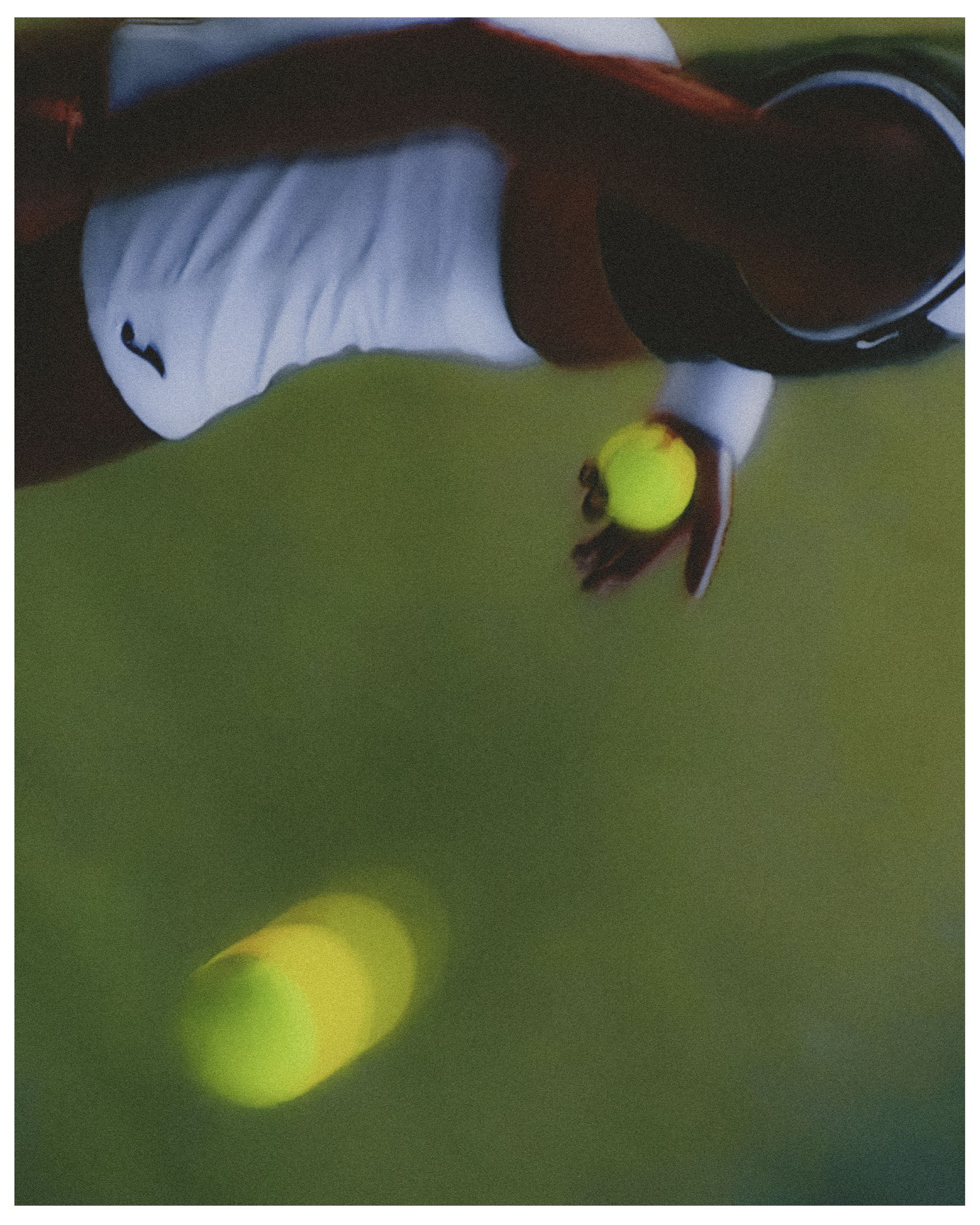 Magda Linette w obiektywie Oli Bodnaruś. Ujmujące zdjęcia łączące piękno sztuki i sportu na wystawie „Practise Courts”