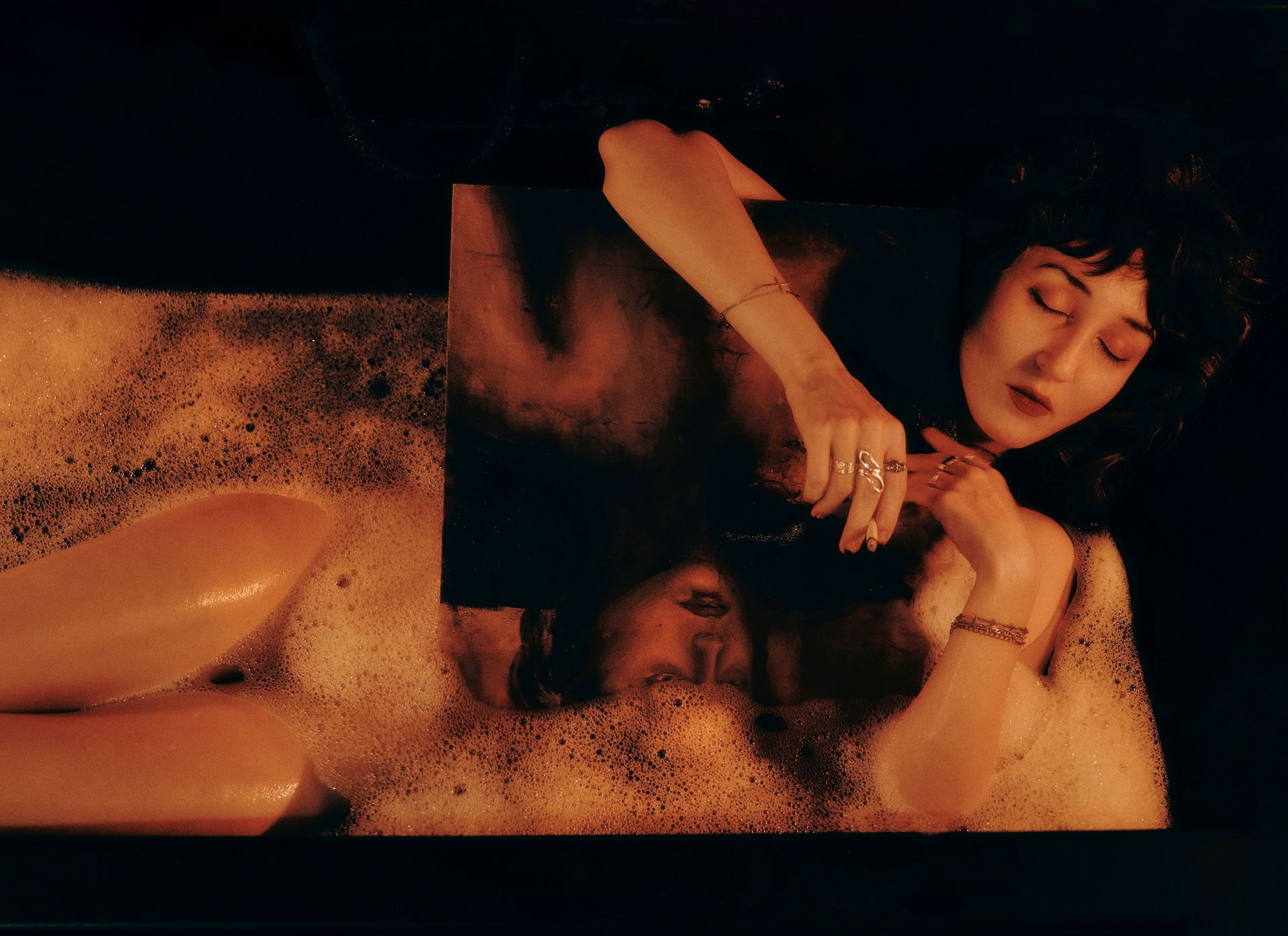 [Z archiwum K MAG] Agata Słowak: „Musiałam przejść przez etap niskiej pozycji kobiet w sztuce, ale już nie chcę być jego twarzą” [WYWIAD I SESJA]