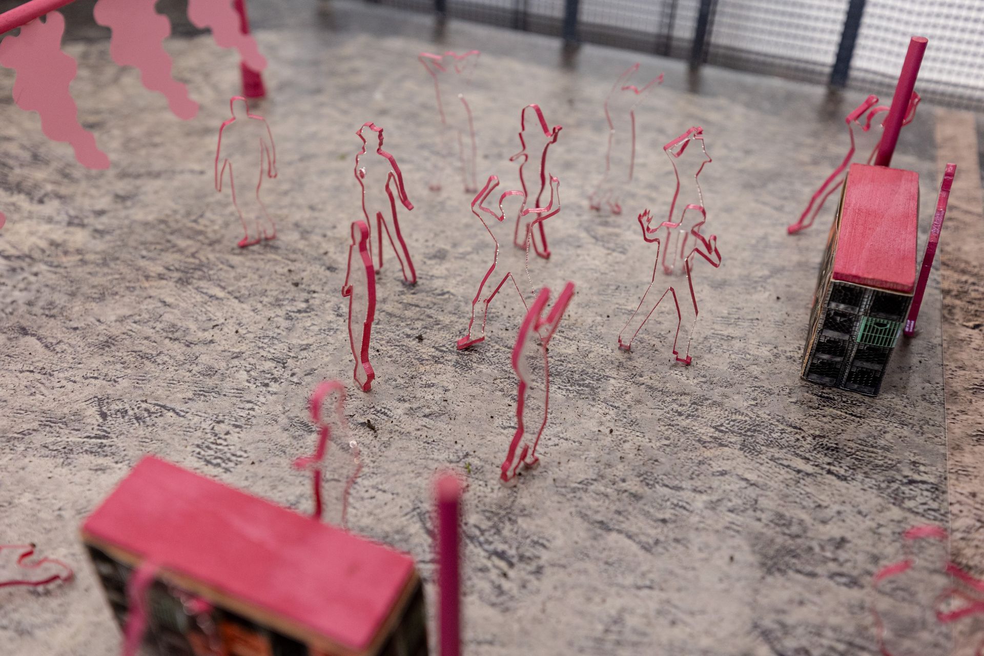 Architektura imprezy. Rozmawiamy z Lucjanem Rostkowskim-Covingtonem tworzącym queerowe przestrzenie