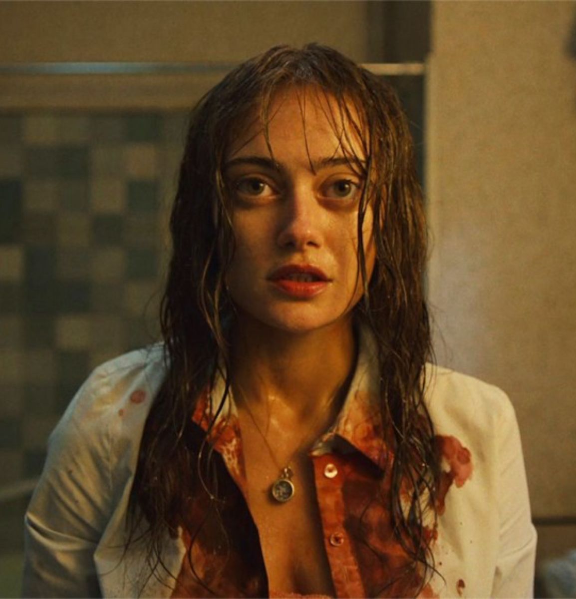 Szara myszka zaczyna zabijać. Ten serial wciągnie was bez reszty!