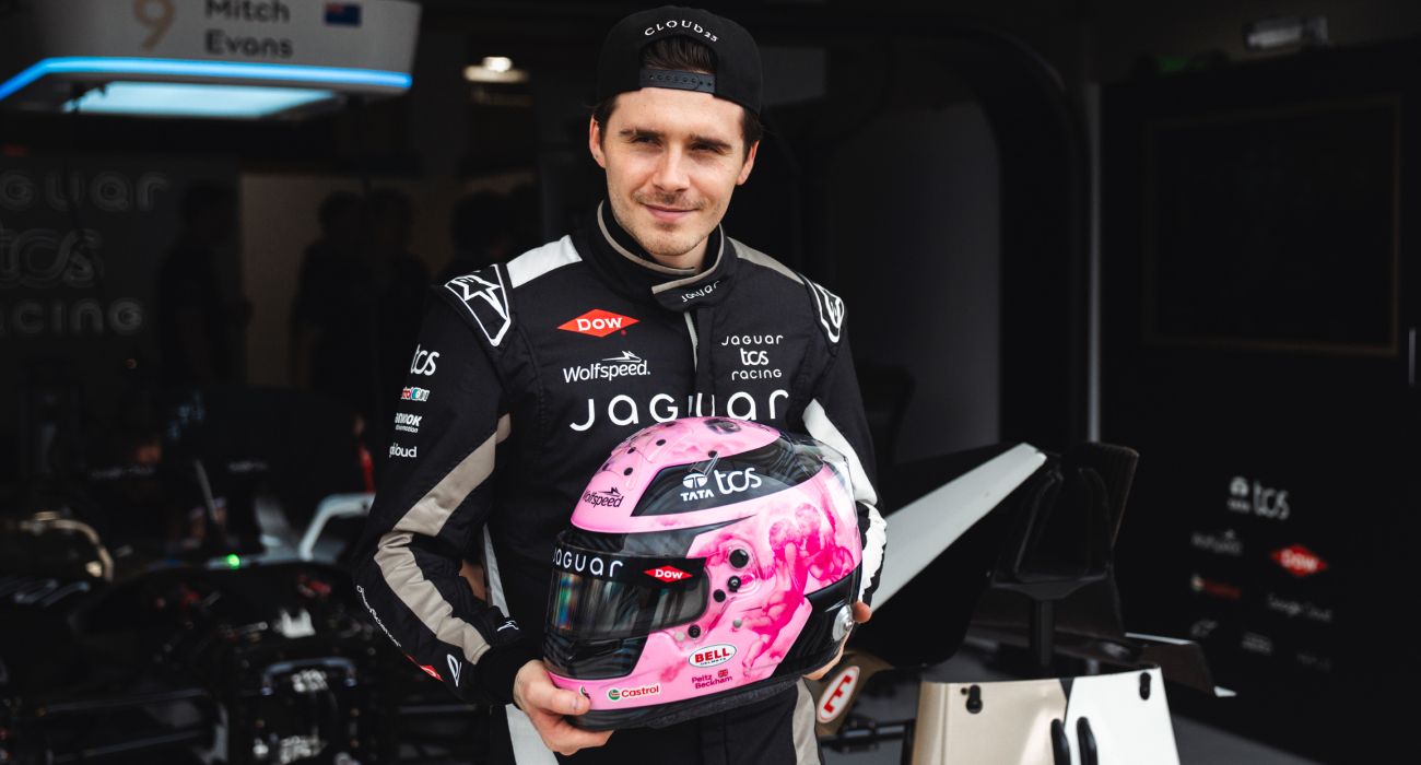 Brooklyn Peltz Beckham zachwyca aktualnych mistrzów świata Formuły E zespołu Jaguar Tcs Racing podczas Formula E Evo Sessions