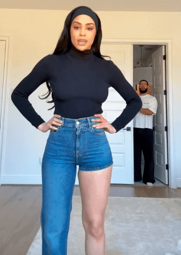 Viralowe dżinsy z jedną nogawką. Wywołały burzę w sieci, ale i tak się wyprzedały