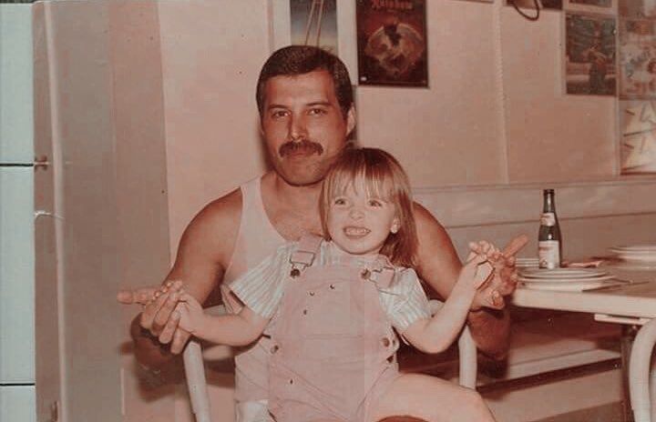 Freddie Mercury miał córkę? Wstrząsające wyznanie w nowej biografii artysty