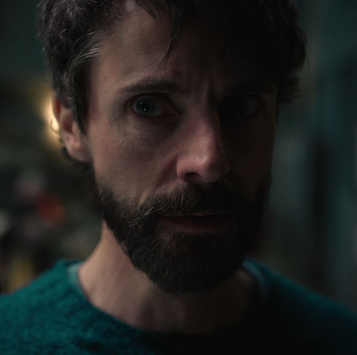 Serial o genialnym detektywie podbija Netflixa. „Nie daje widzowi ani chwili wytchnienia”