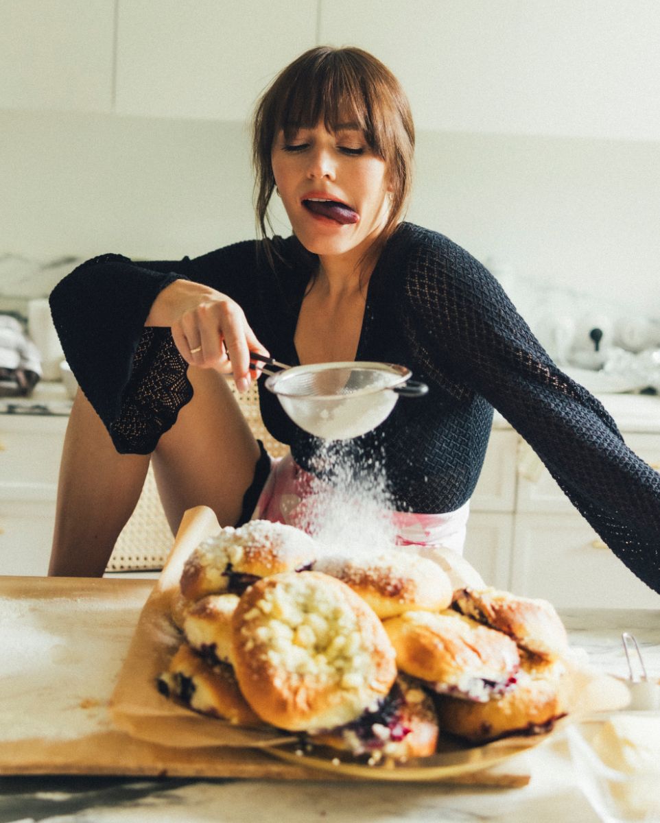 Magdalena Lamparska: „Macierzyństwo pokazało mi, że świat bez kobiet nie istniałby i że musimy zacząć o siebie walczyć, bo jesteśmy istotami, które tworzą cuda” [WYWIAD]