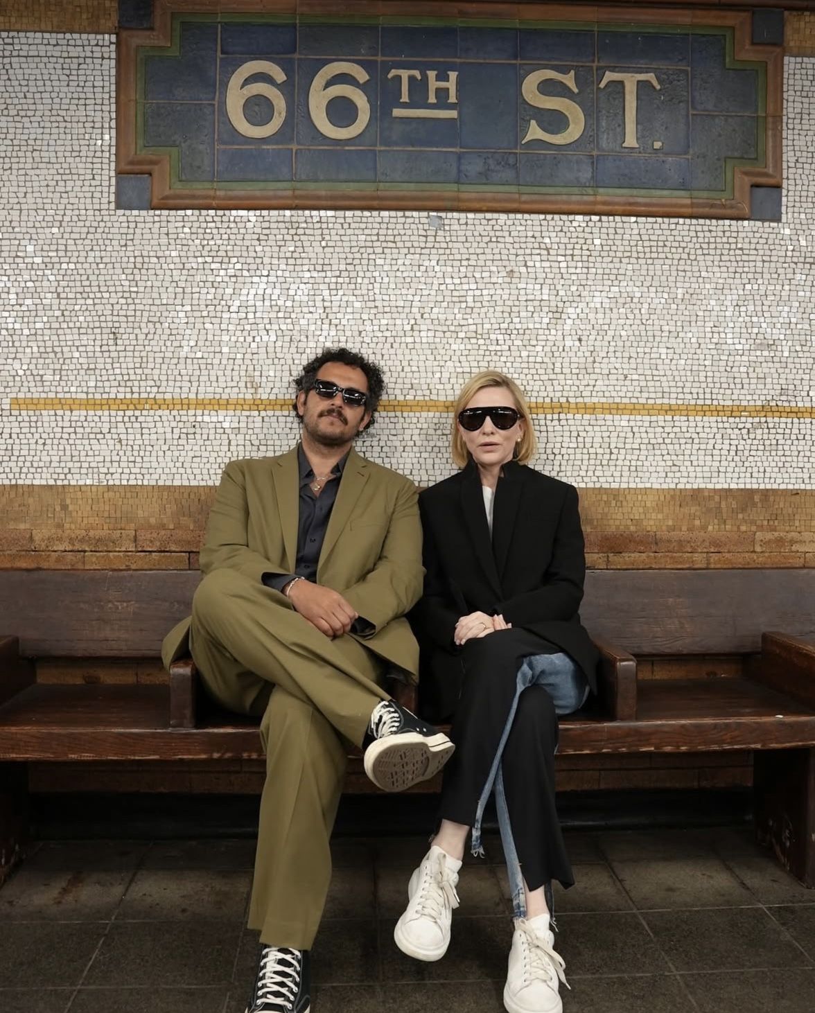 „So what's your take?” Kontrowersyjne opinie w metrze, które podbiły Internet