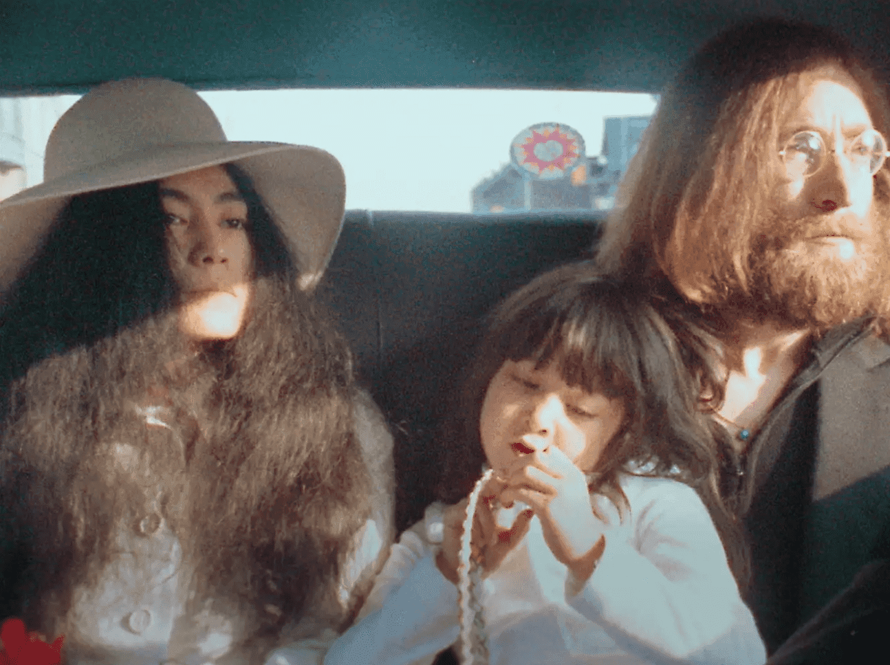 Opowieść inna niż wszystkie. „One to one. John i Yoko” od 12 września w kinach [ZWIASTUN]