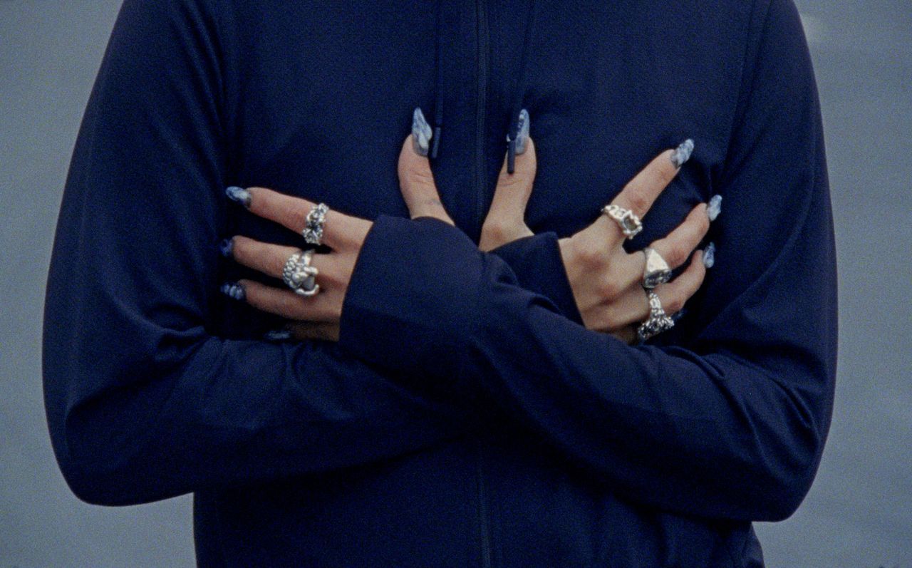 Rewelacyjna kampania Me, Myself & Touch. Jej polską reżyserkę chwalą zachodnie media [WIDEO]