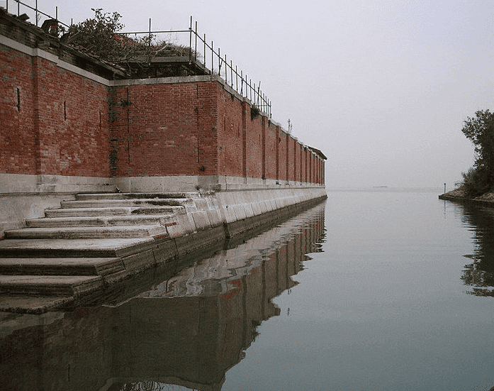 Wyspa Poveglia we Włoszech