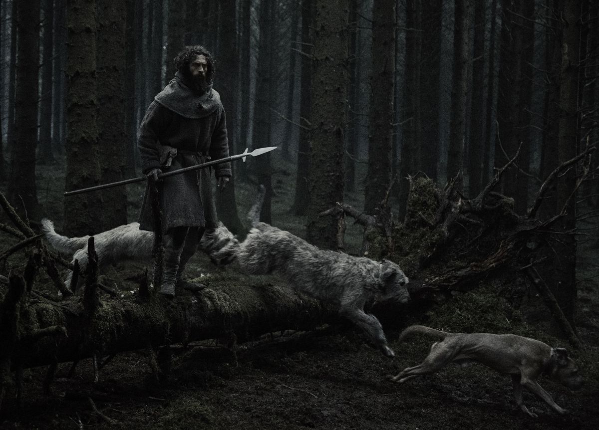 W pełnię księżyca i po średnioangielsku. Nadchodzi „Werwulf” [TRAILER]