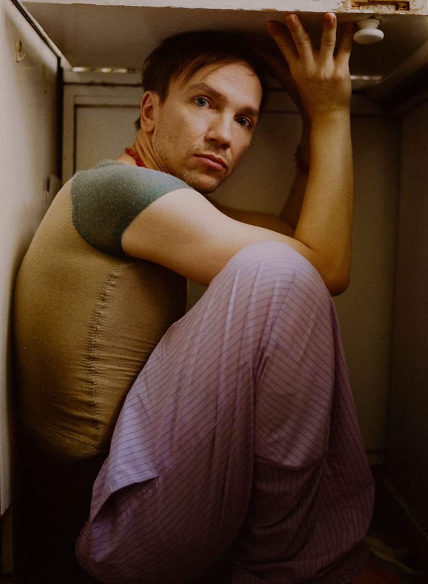 Jan Komasa: „Jedyna wolność, jaką mamy, to wybór więzienia” [WYWIAD] 