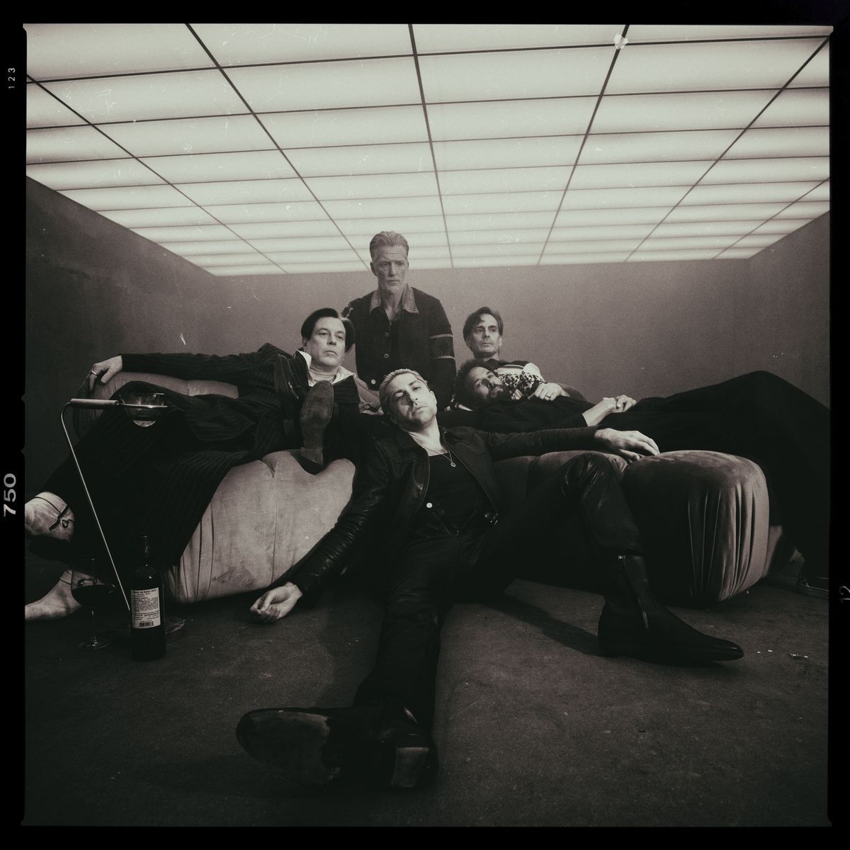 Basista Queens of the Stone Age: „Wielu fanów obruszy się, że zrobiliśmy coś niezgodnego z ich postrzeganiem Queens”