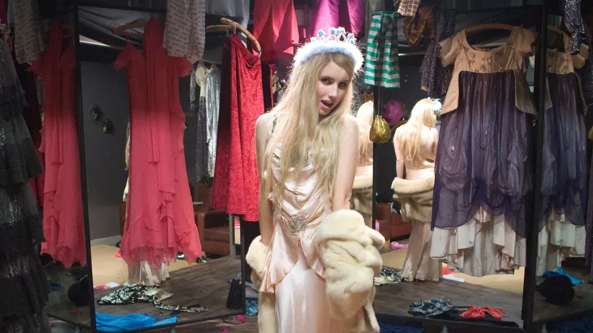 Second hand miał być buntem. Skończył jako uniform 